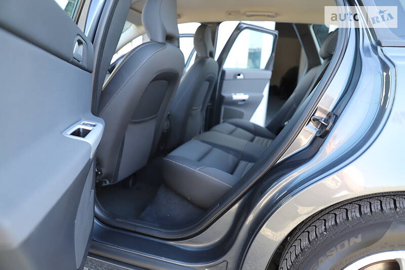 Універсал Volvo V50 2012 в Дрогобичі