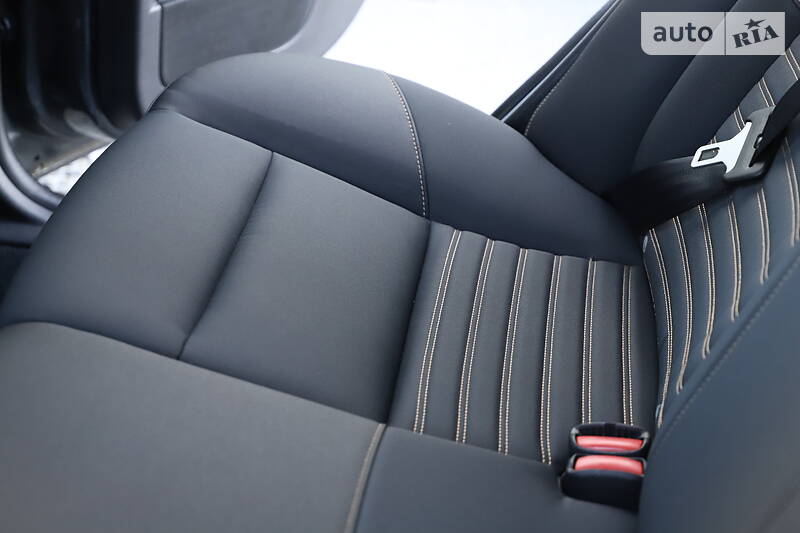 Універсал Volvo V50 2012 в Дрогобичі