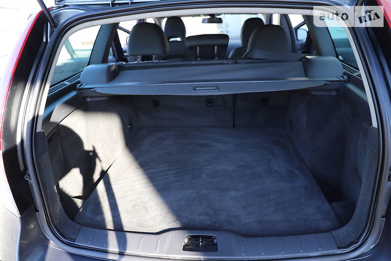Універсал Volvo V50 2012 в Дрогобичі