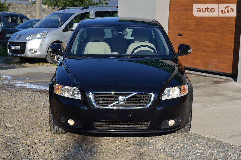 Універсал Volvo V50 2009 в Калуші