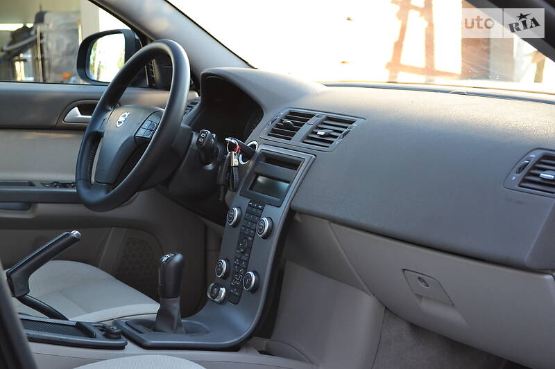 Універсал Volvo V50 2009 в Калуші