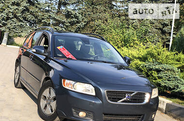 Універсал Volvo V50 2010 в Дрогобичі