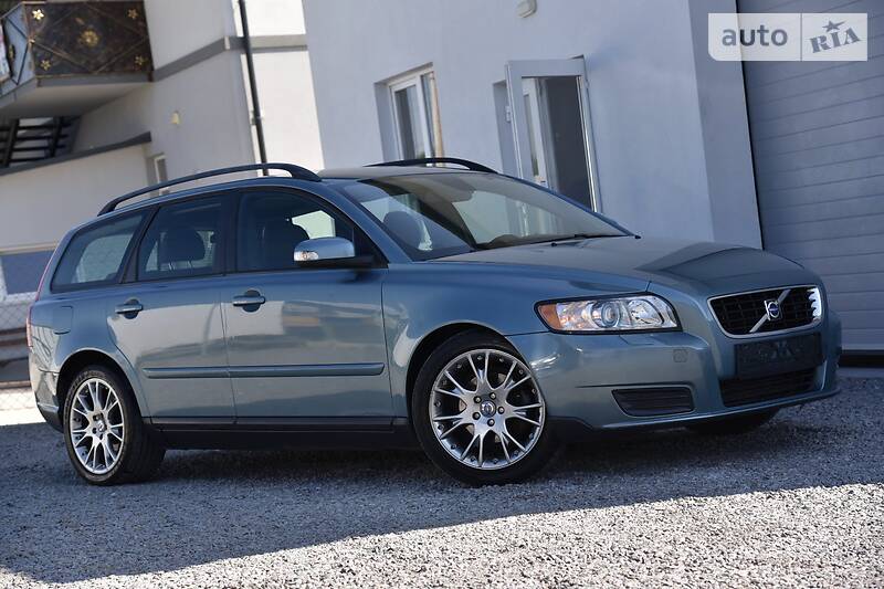 Універсал Volvo V50 2009 в Дрогобичі