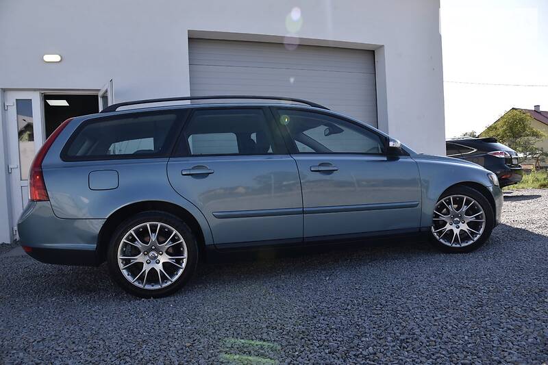 Універсал Volvo V50 2009 в Дрогобичі