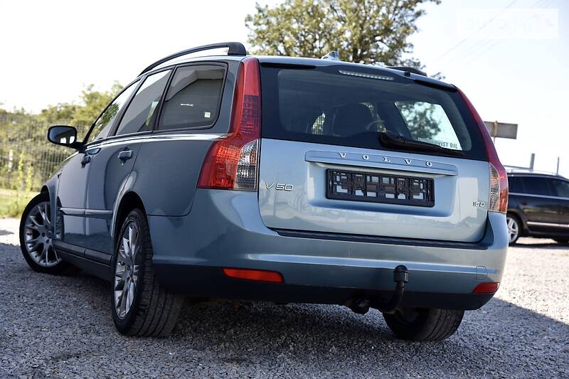 Універсал Volvo V50 2009 в Дрогобичі