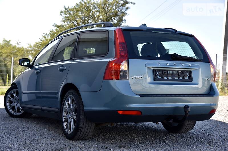 Універсал Volvo V50 2009 в Дрогобичі