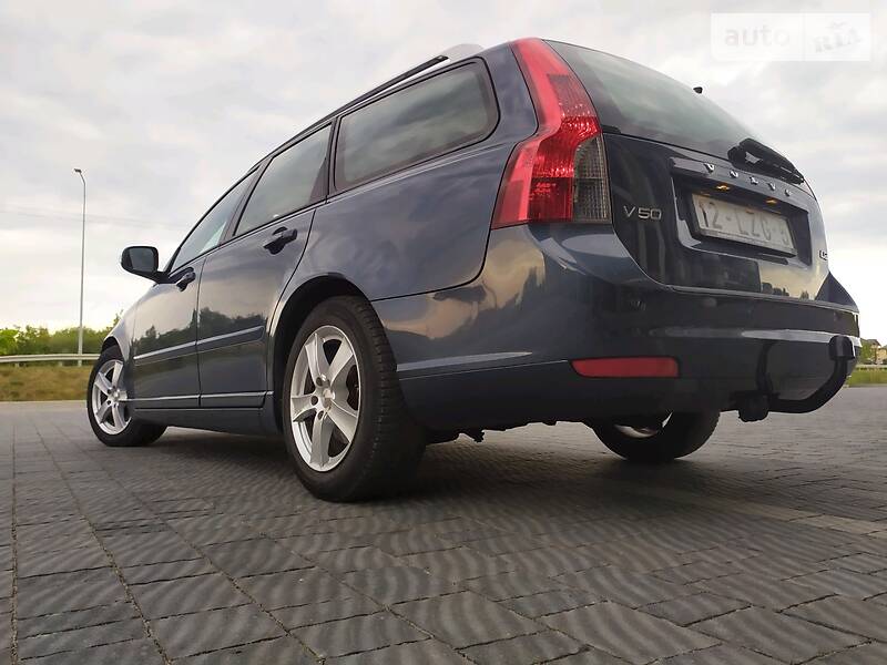 Універсал Volvo V50 2010 в Стрию