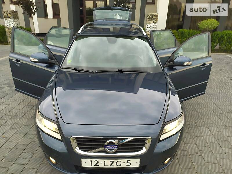 Універсал Volvo V50 2010 в Стрию