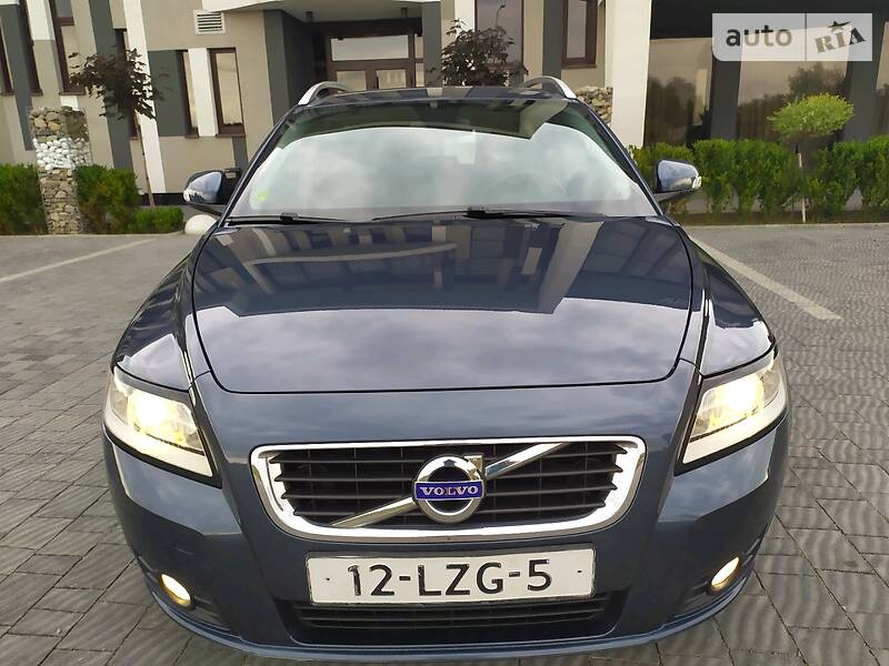 Універсал Volvo V50 2010 в Стрию
