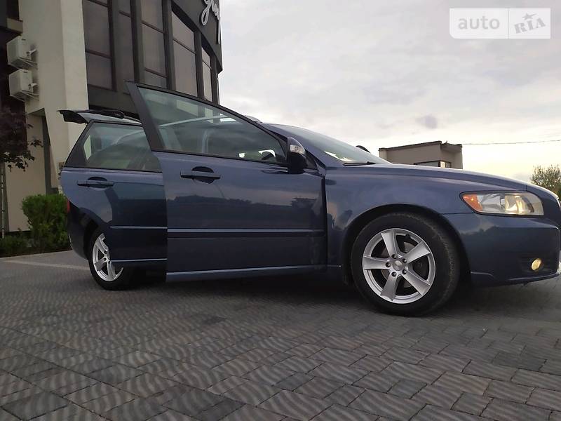 Універсал Volvo V50 2010 в Стрию