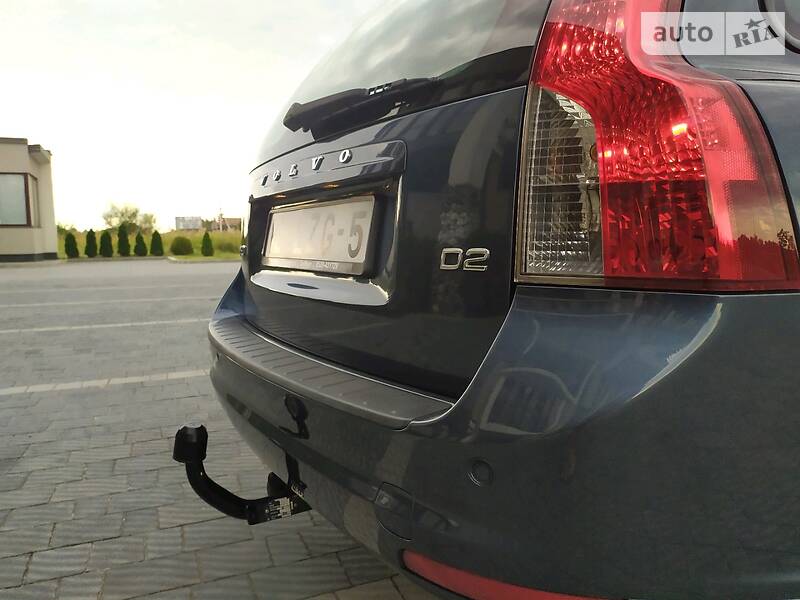 Універсал Volvo V50 2010 в Стрию