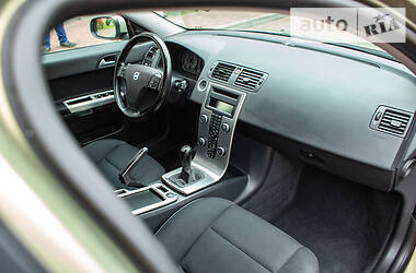 Універсал Volvo V50 2010 в 