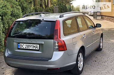 Универсал Volvo V50 2008 в Львове