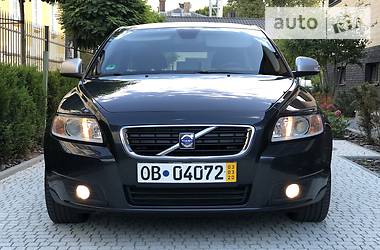 Універсал Volvo V50 2010 в Стрию