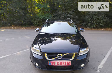 Универсал Volvo V50 2011 в Киеве