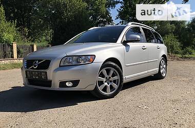 Универсал Volvo V50 2012 в Городке