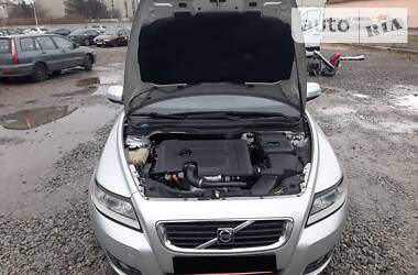 Универсал Volvo V50 2010 в Львове