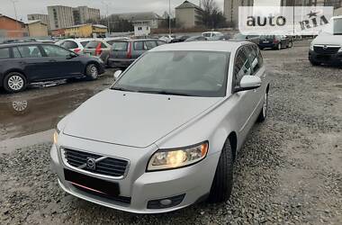 Volvo V50 2010