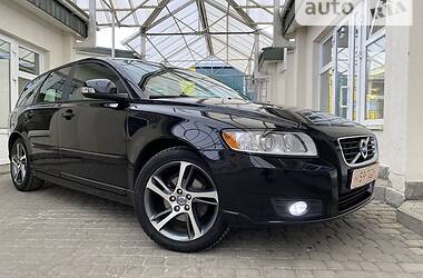 Універсал Volvo V50 2012 в Стрию