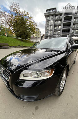 Универсал Volvo V50 2008 в Бориславе