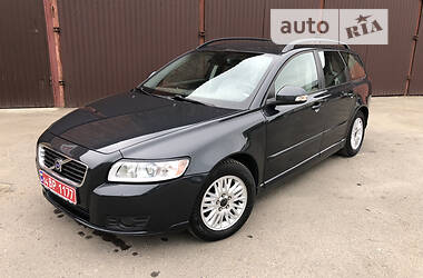 Volvo V50 2010