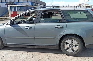 Универсал Volvo V50 2010 в Маневичах