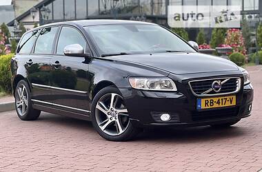 Volvo V50 2011