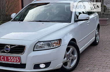 Универсал Volvo V50 2012 в 