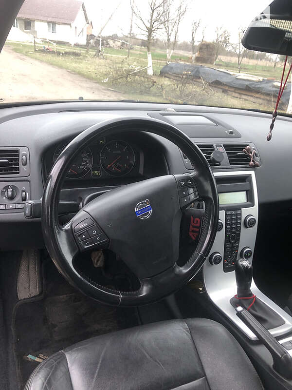 Універсал Volvo V50 2010 в Луцьку