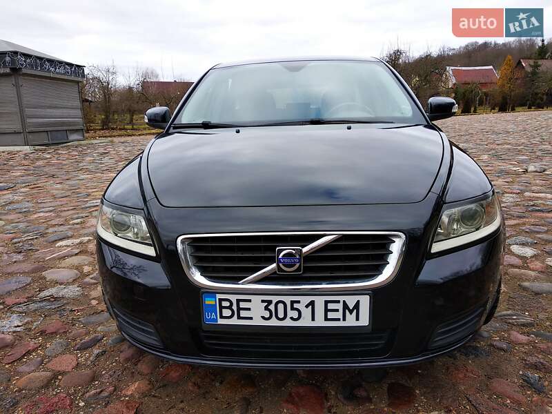Универсал Volvo V50 2009 в Казанке