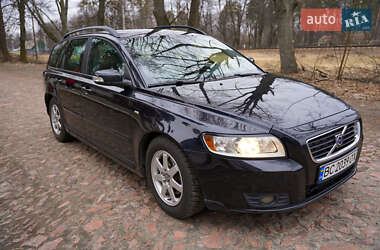 Volvo V50 2009