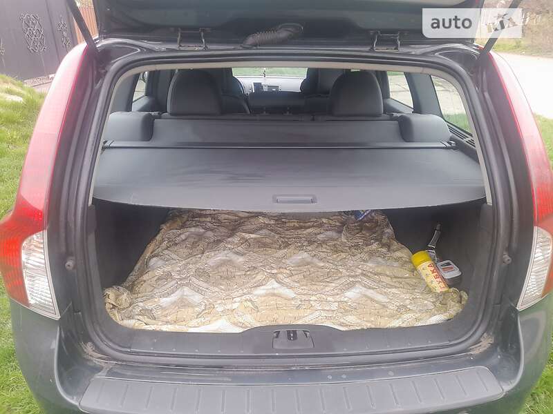 Универсал Volvo V50 2009 в Долинской фото 24 Универсал Volvo V50 2009 в Долинской