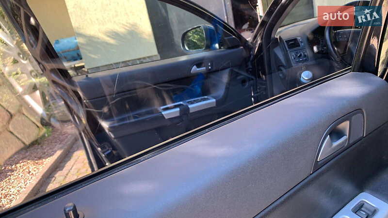 Універсал Volvo V50 2010 в Львові