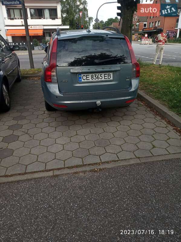 Універсал Volvo V50 2009 в Вижниці