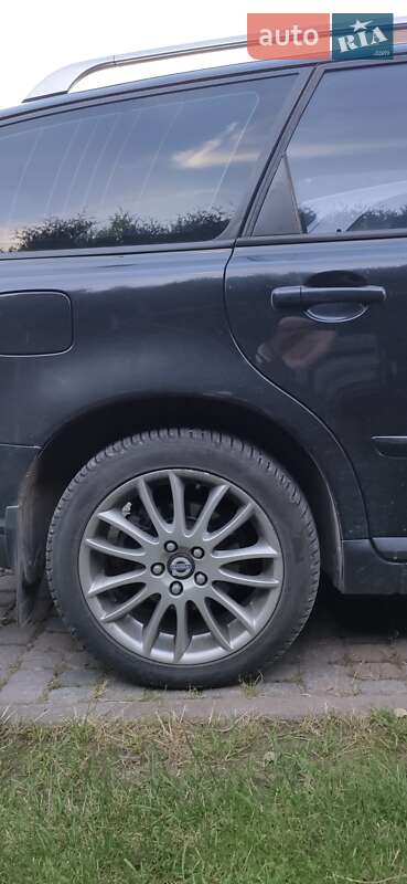 Універсал Volvo V50 2010 в Львові