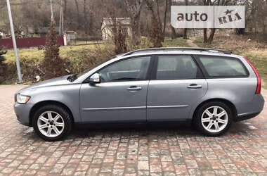 Универсал Volvo V50 2010 в Львове