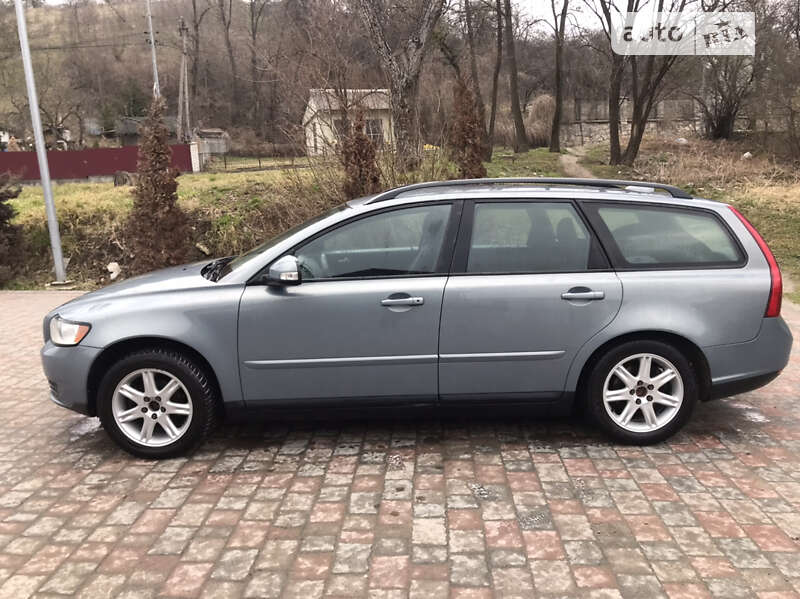 Volvo V50 2010 Volvo V50 2010