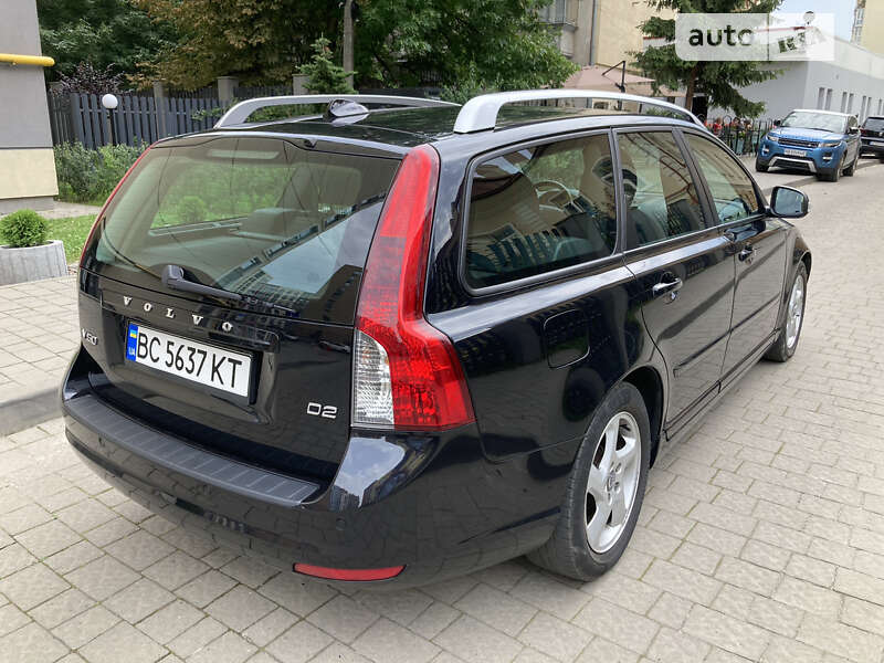 Универсал Volvo V50 2010 в Львове фото 13 Универсал Volvo V50 2010 в Львове