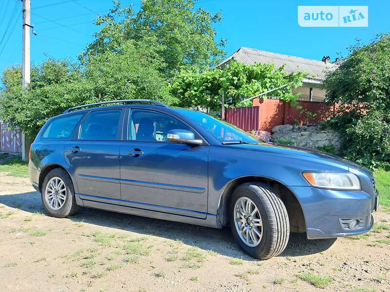 Универсал Volvo V50 2008 в Чемеровцах