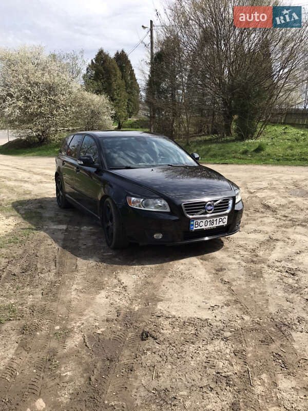 Универсал Volvo V50 2011 в 