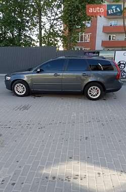 Volvo V50 2009