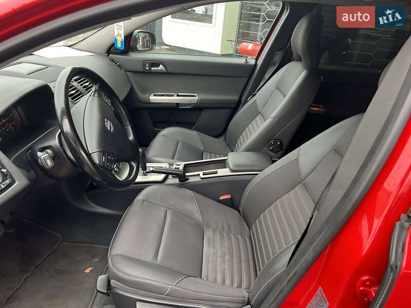 Универсал Volvo V50 2009 в Каменском фото 16 Универсал Volvo V50 2009 в Каменском