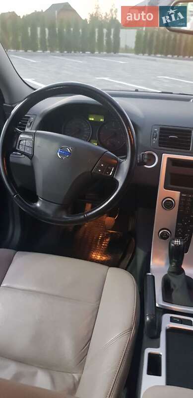 Универсал Volvo V50 2010 в Луцке