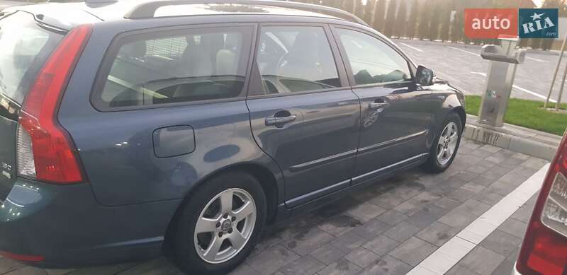 Универсал Volvo V50 2010 в Луцке