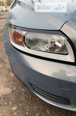 Универсал Volvo V50 2010 в Харькове