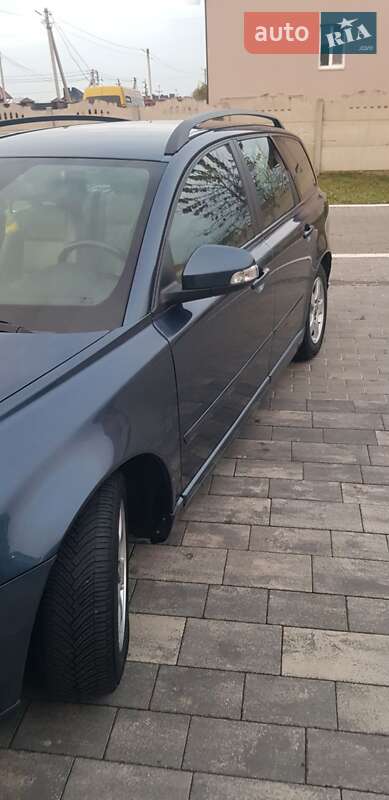 Универсал Volvo V50 2010 в Луцке