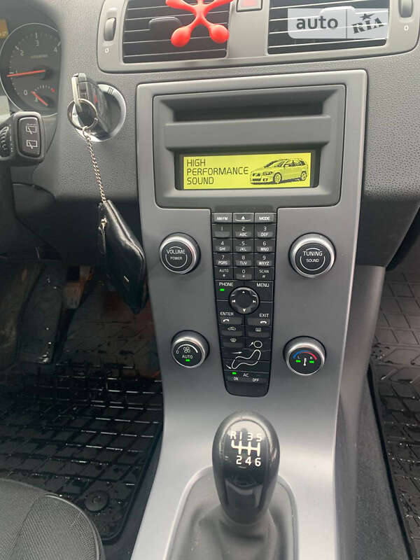 Универсал Volvo V50 2011 в Луцке фото 24 Универсал Volvo V50 2011 в Луцке