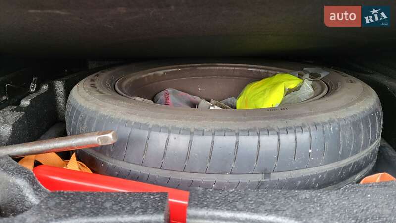 Универсал Volvo V50 2011 в Житомире