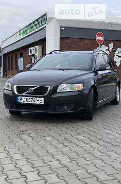 Volvo V50 2009