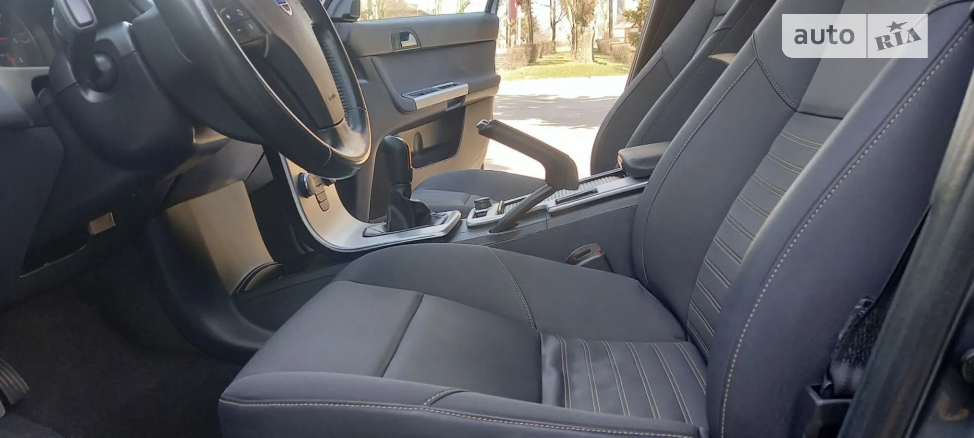 2010 Volvo V50 - мініатюра 12